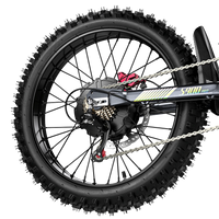 Shengmilo S900 Pro rear wheel and chain detail